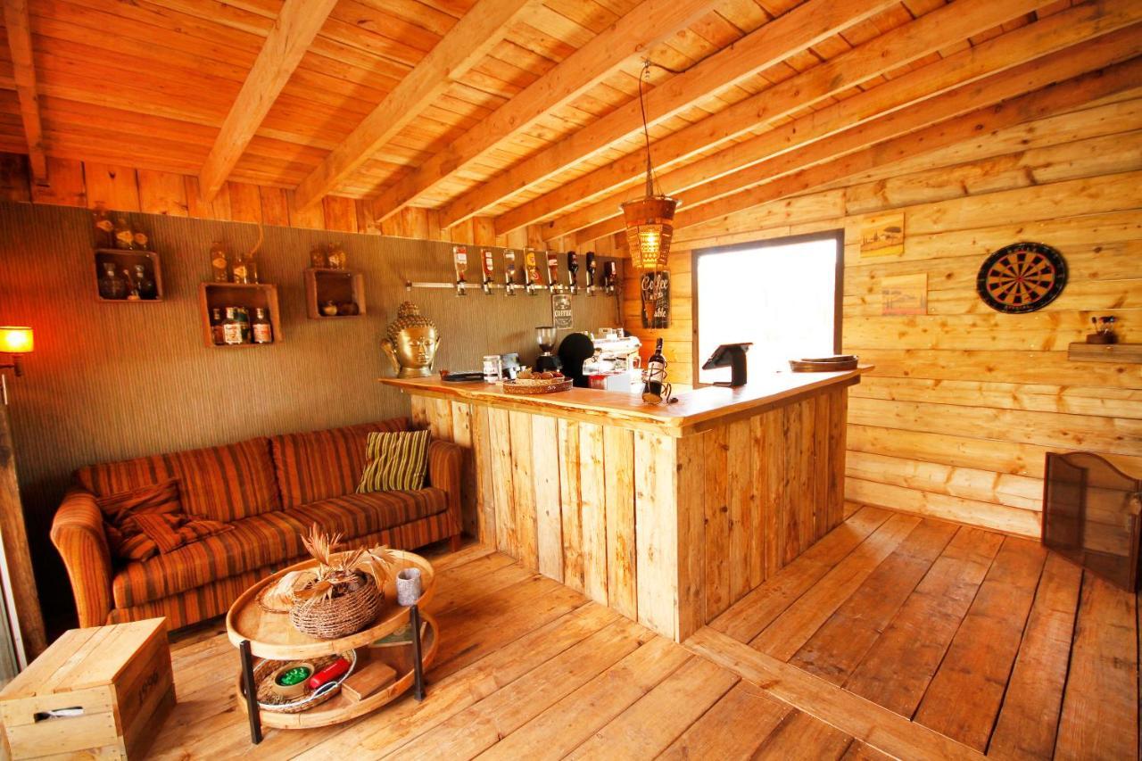 Bamboo Lodge Groningen Bagian luar foto