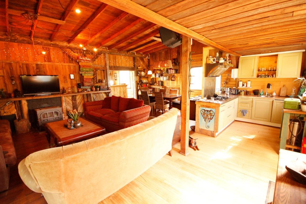 Bamboo Lodge Groningen Bagian luar foto