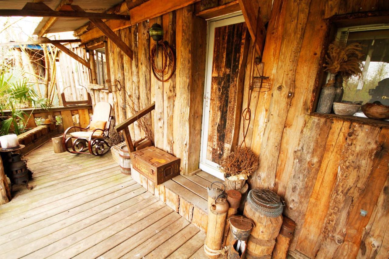 Bamboo Lodge Groningen Bagian luar foto